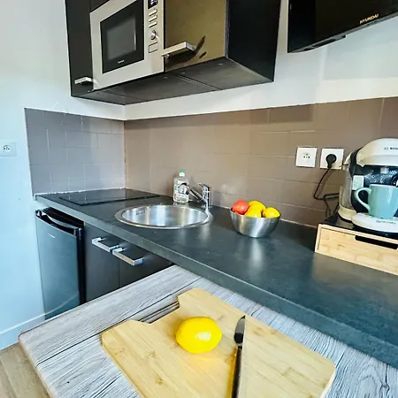 Dalikyda Le Brun Velours Stationnement Gratuit Apartment