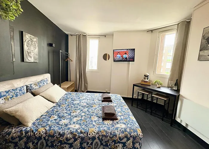 Dalikyda Chez Simba Stationnement Gratuit ル・アーヴル