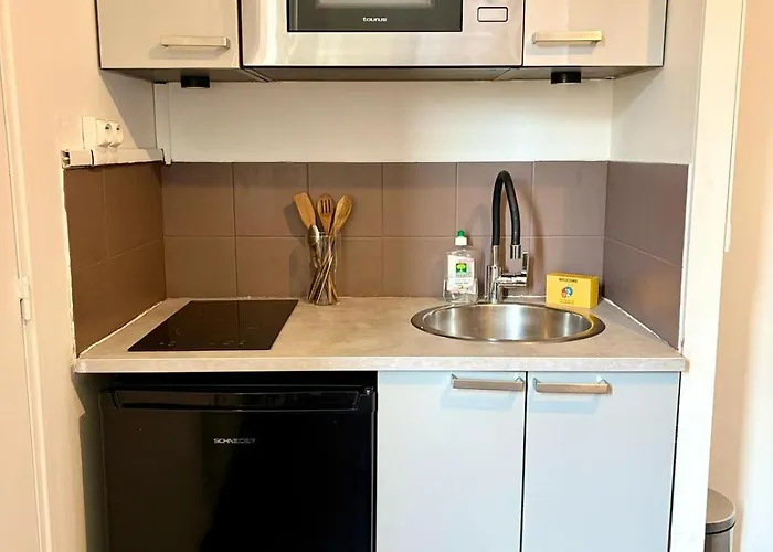 Dalikyda Chez Simba Stationnement Gratuit ル・アーヴル